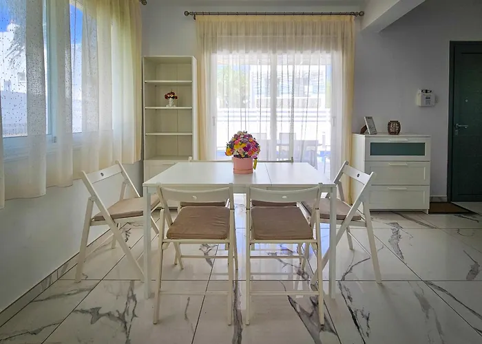 Nissi Azure Villa Ayia Napa