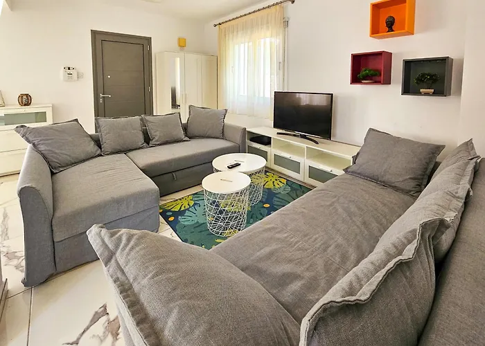 Villa Nissi Azure Ayia Napa