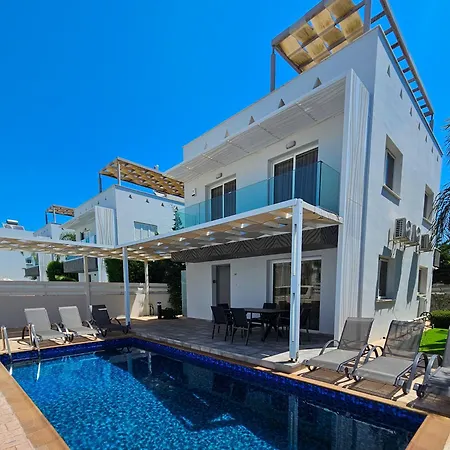 Villa Nissi Azure Ayia Napa