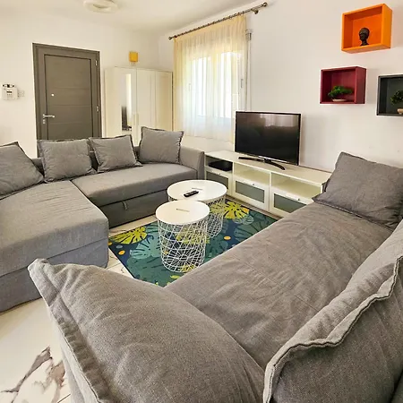 Villa Nissi Azure Agia Napa